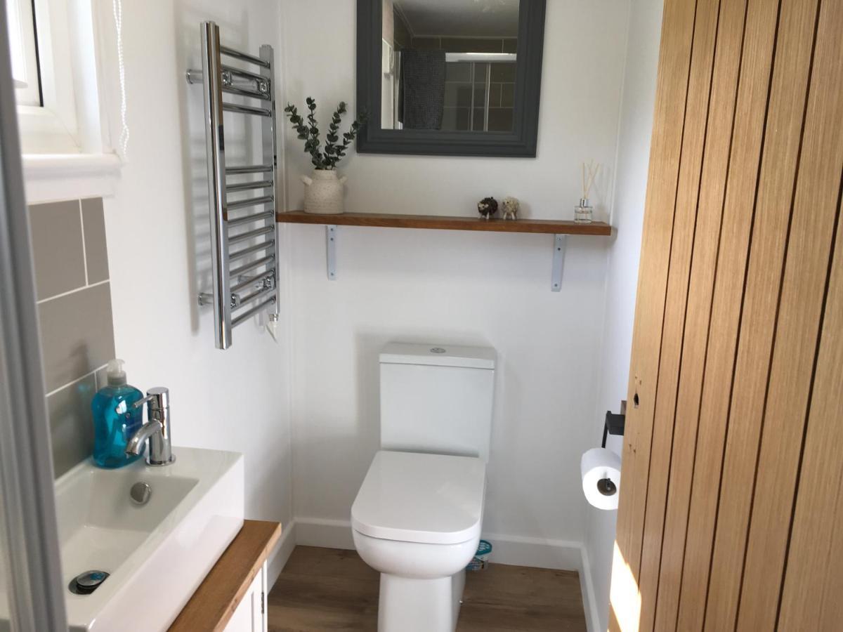 Rosemary Shepherds Hut, Clay Bank Huts Ingleby Greenhow Exterior photo